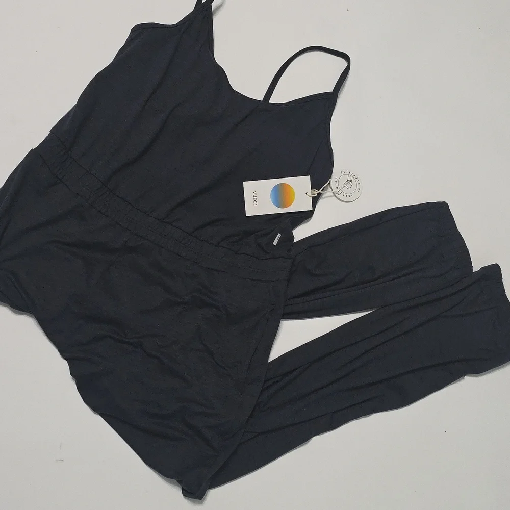 NWT Women's Vuori Lux Jogger V-Neck Jumpsuit Size Large. Color Midnight Heather - Picture 3 of 4